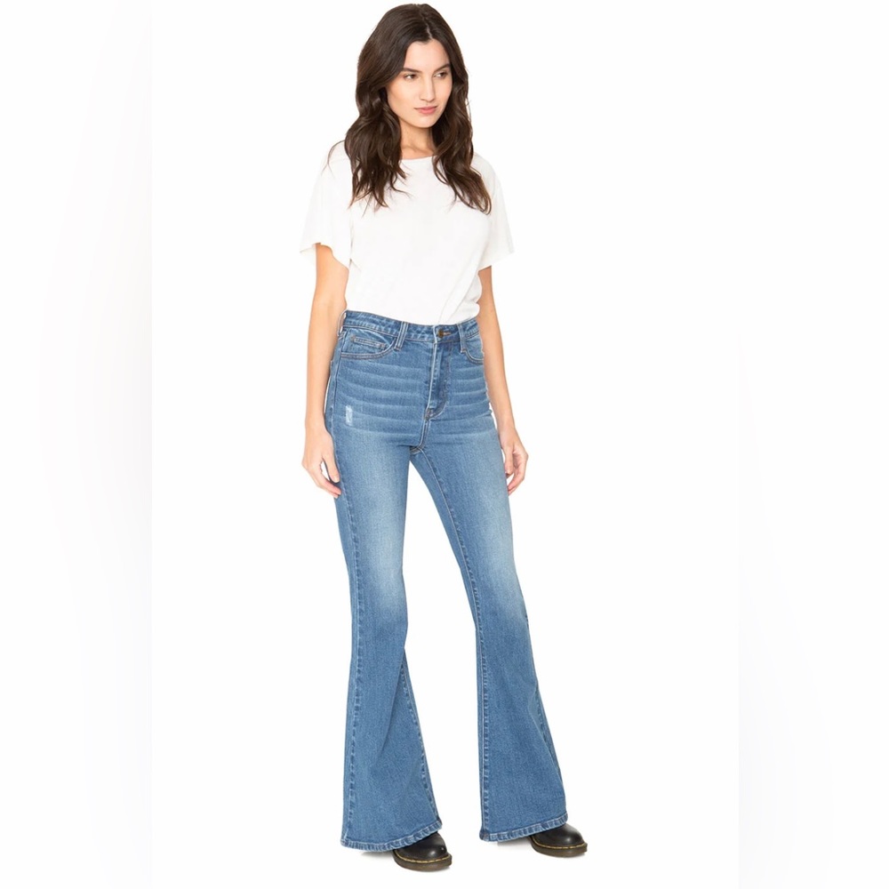NWT Sandrine Rose Super Flare Jeans 24